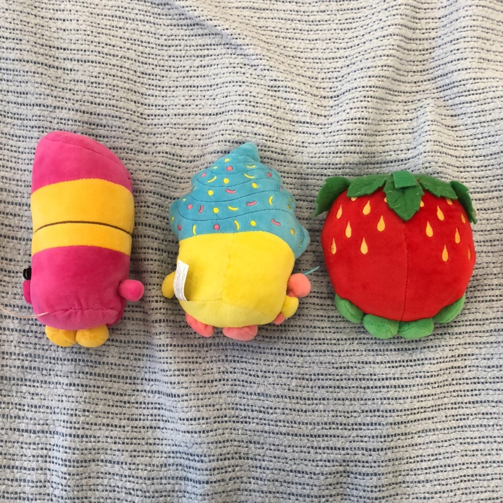 Shopkins stuffys - Picture 2 of 5